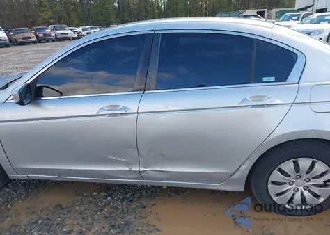 2011 Honda Accord 2.4 Lx from USA, damaged, VIN 1HGCP2F33BA013278